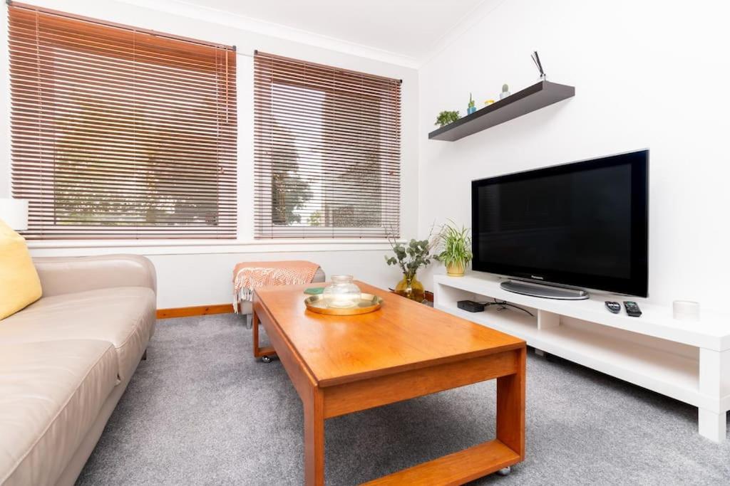 'Sunset View' Eclectic & Stylish One Bed Apartment Newport-On-Tay ภายนอก รูปภาพ
